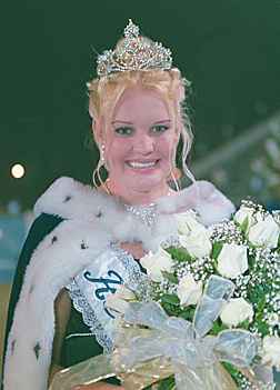 Fox chosen as 2002 homecoming queen