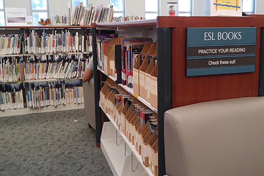 The library club holds a reading discussion with ESL students every Wednsday in room LC51 from 11 a.m. to noon. It is designed to help ESL students better understand the English language. Photo credit: Grester Celis-Acosta