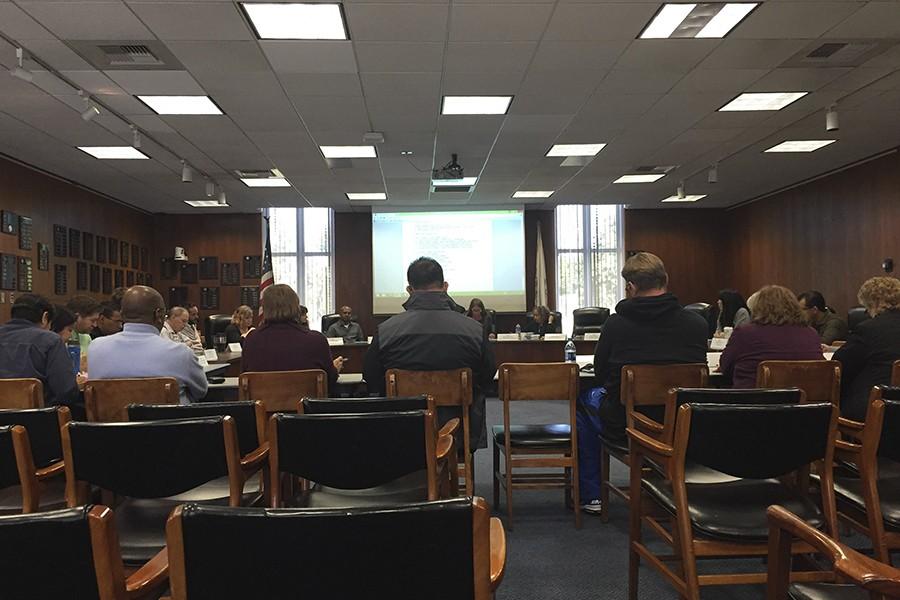Faculty senate meets on Tuesday Dec. 1st and discusses the possible switch to a 16-week calendar. The senate is split on whether a transition should be made. Photo credit: Ethan Ortiz