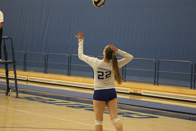Outside hitter Rocio Rojo-Perez gets ready to send the ball over the net for serve. Rojo-Perez expressed gratitude for her teammates and coaching staff following the win in the teams season finale.