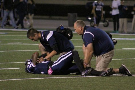 No.24 Roderick Ashford Jr's shortly after his leg injury