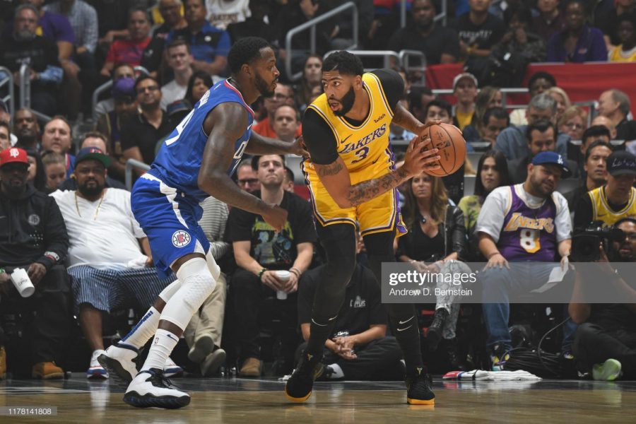 LOS ANGELES, CA - OCTOBER 22: Anthony Davis #3 of the Los Angeles Lakers handles the ball against the LA Clippers on October 22, 2019 at STAPLES Center in Los Angeles, California. NOTE TO USER: User expressly acknowledges and agrees that, by downloading and/or using this Photograph, user is consenting to the terms and conditions of the Getty Images License Agreement. Mandatory Copyright Notice