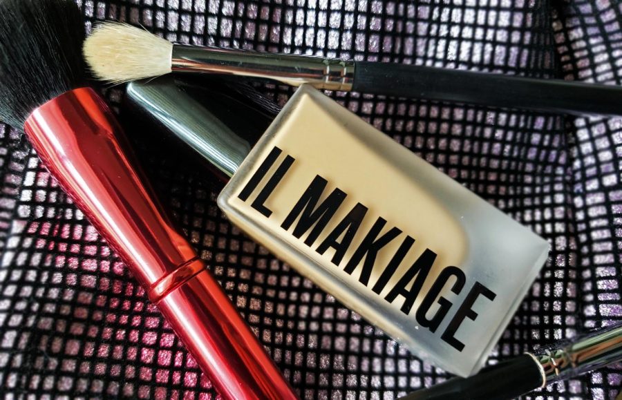 Il Makiage is light in consistency but gives you a light-weight airbrushed look. This is in the shade #120 I Woke Up Like This Photo credit: Rebecca Aguila