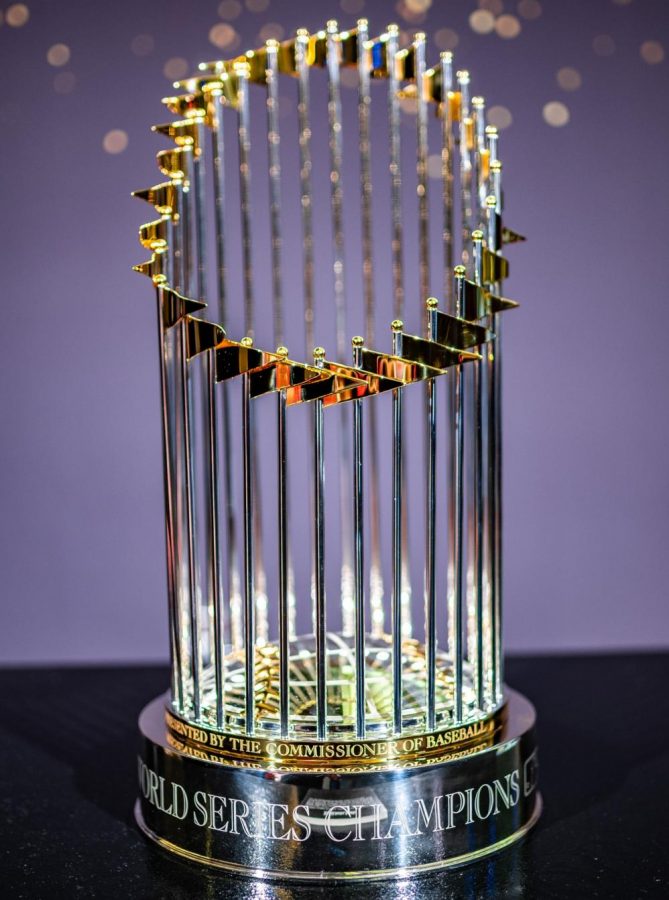 The commissioners trophy presented to the winners of the World Series July, 9th 2019. Photo credit: Erik Drost/Flickr