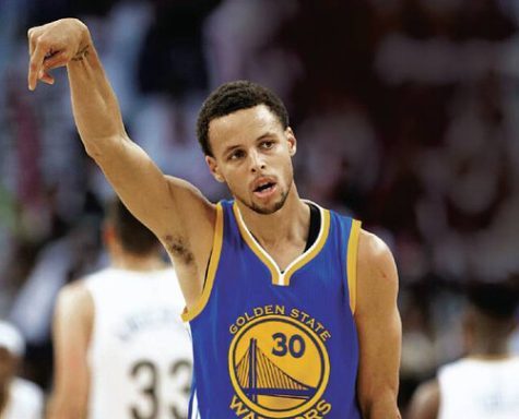 Steph Curry makes a shot for the Golden State Warriors in 2015. Photo Credit: 2015 by rocor is licensed under CC BY 2.0