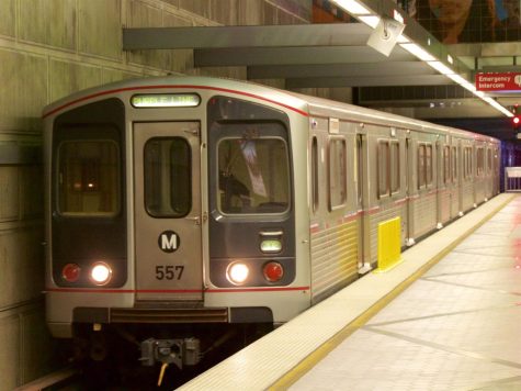 Heres a photo of the Los Angeles Metro Subway train moving by that was taken in 2015. 