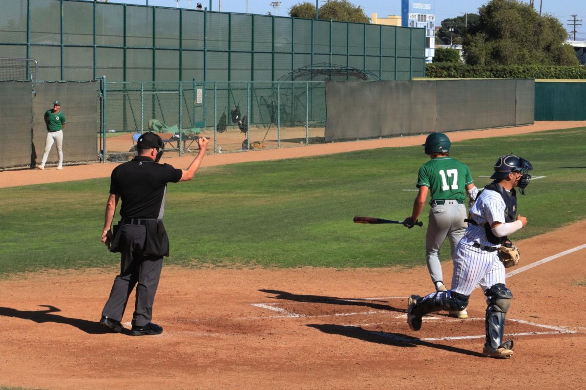Photos+of+Cerritos+Colleges+baseball+team+taking+on+Golden+West+in+one+of+their+games+during+their+Fall+Ball+season.